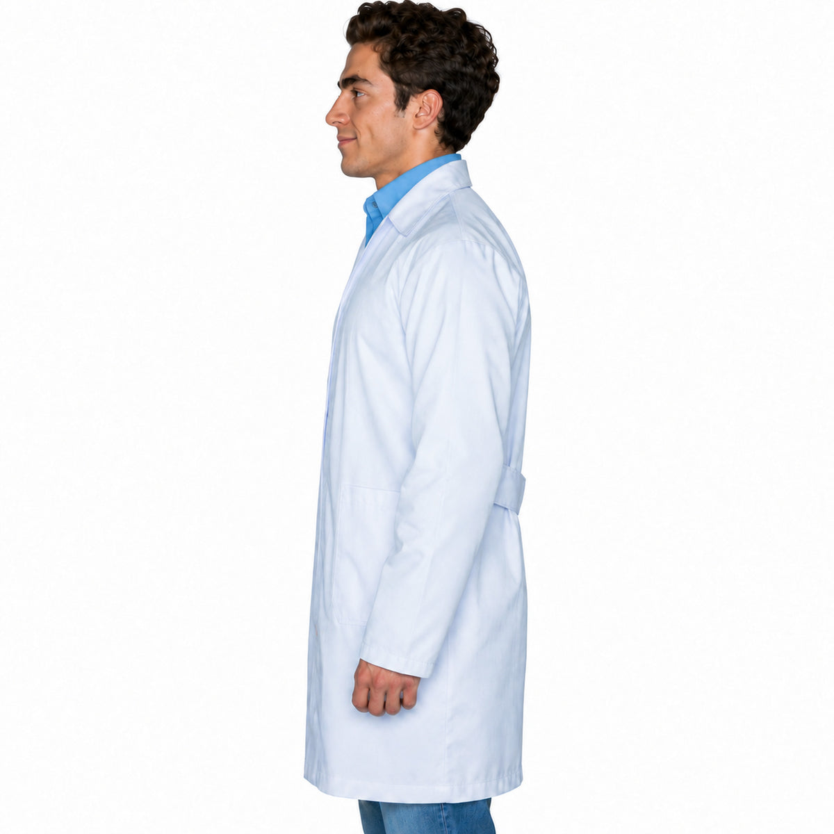 Bata de laboratorio Beaver Clínica Industrial para hombre blanca, perfil izquierdo en modelo | color:blanca