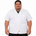 Filipina clínica Beaver blanca talla extra para hombre, frente con modelo de complexión grande | Color: Blanca #color_blanca
