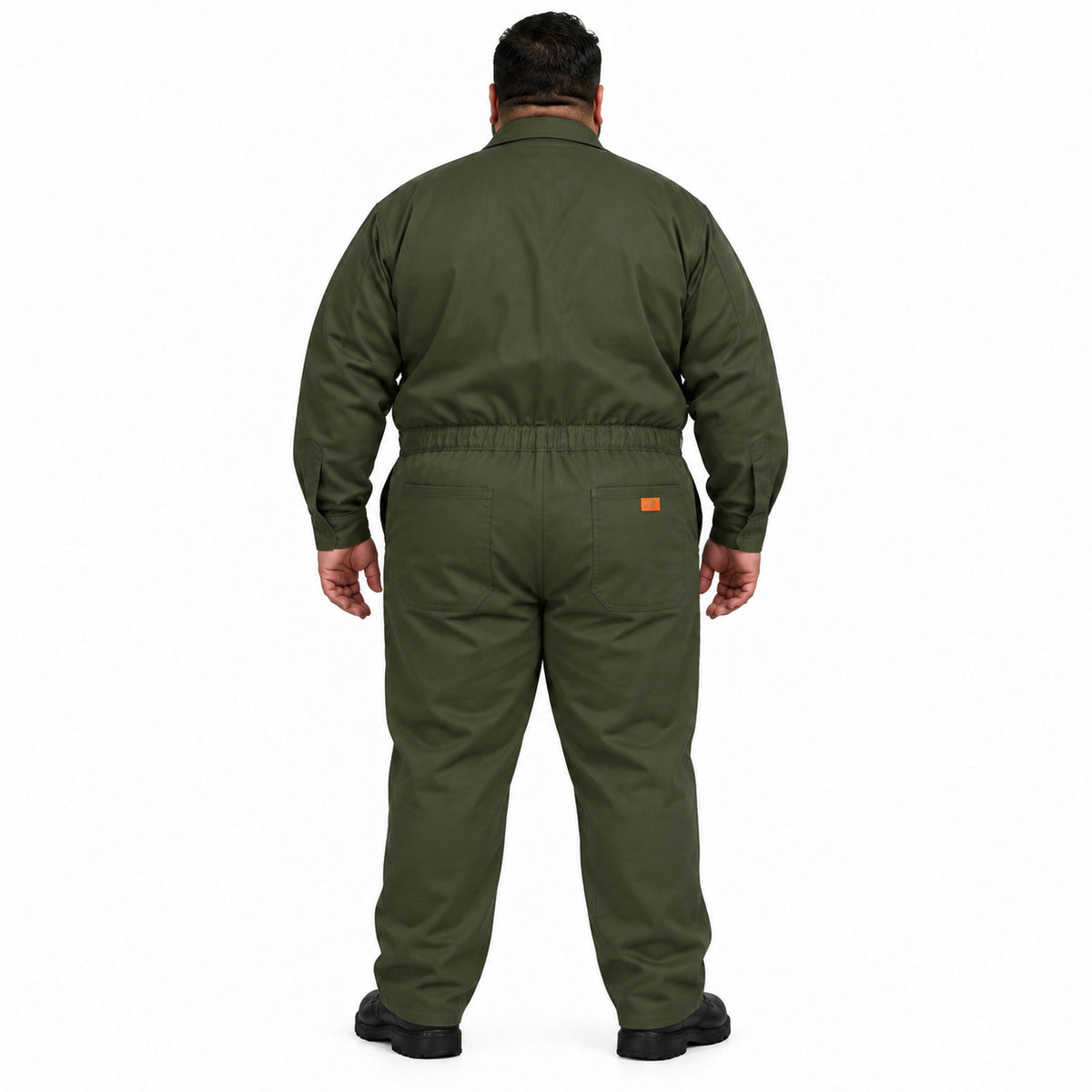 Overol Beaver de gabardina para hombre verde olivo talla extra, espalda con modelo | color:verde-olivo