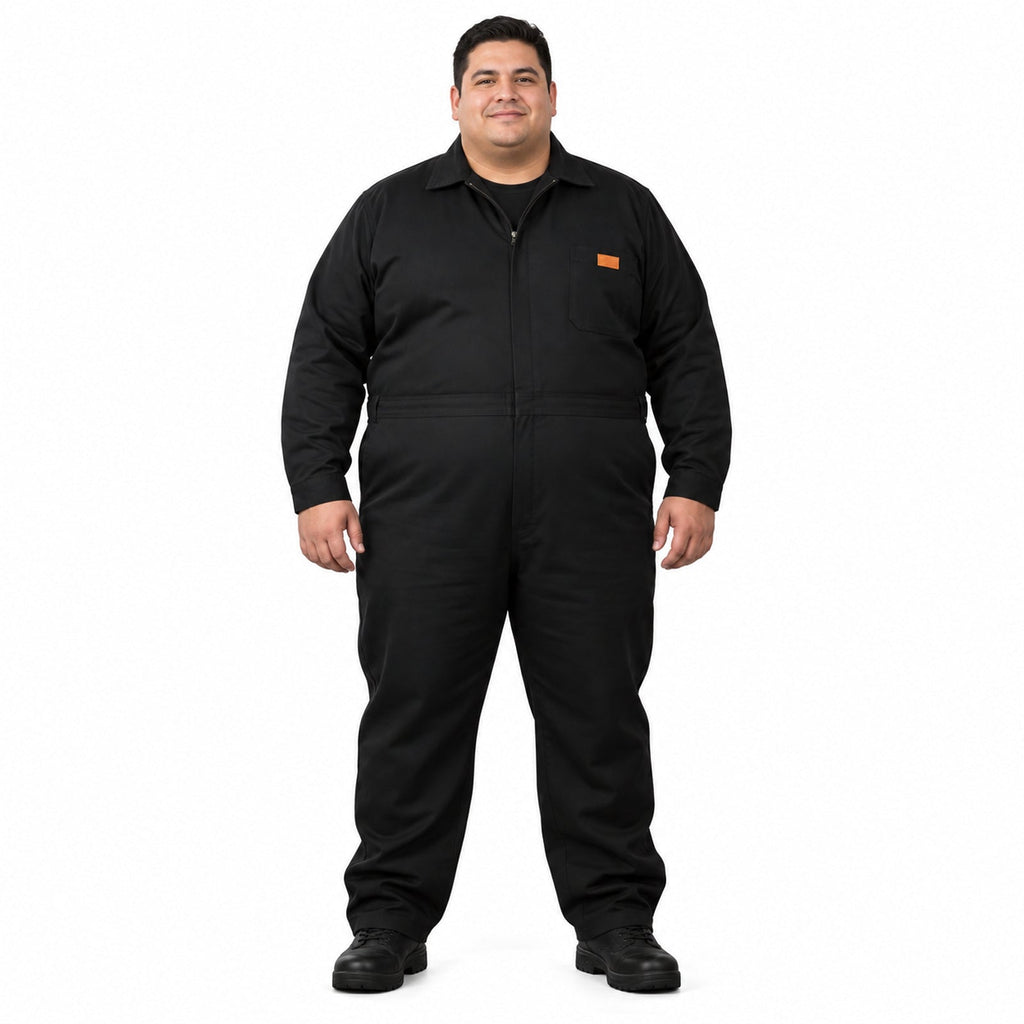 Overol industrial Beaver para hombre talla extra negro, frontal con modelo