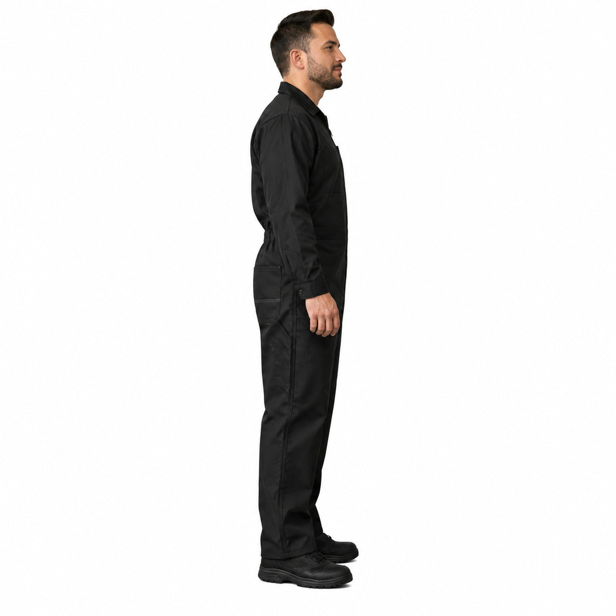 Overol Beaver OVRR Ripstop Negro, vista perfil derecho en modelo | color:negro