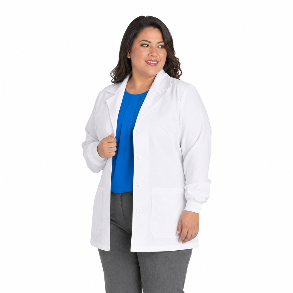 Bata corta médica Cherokee 1302 para mujer talla extra blanca, vista de tres cuartos