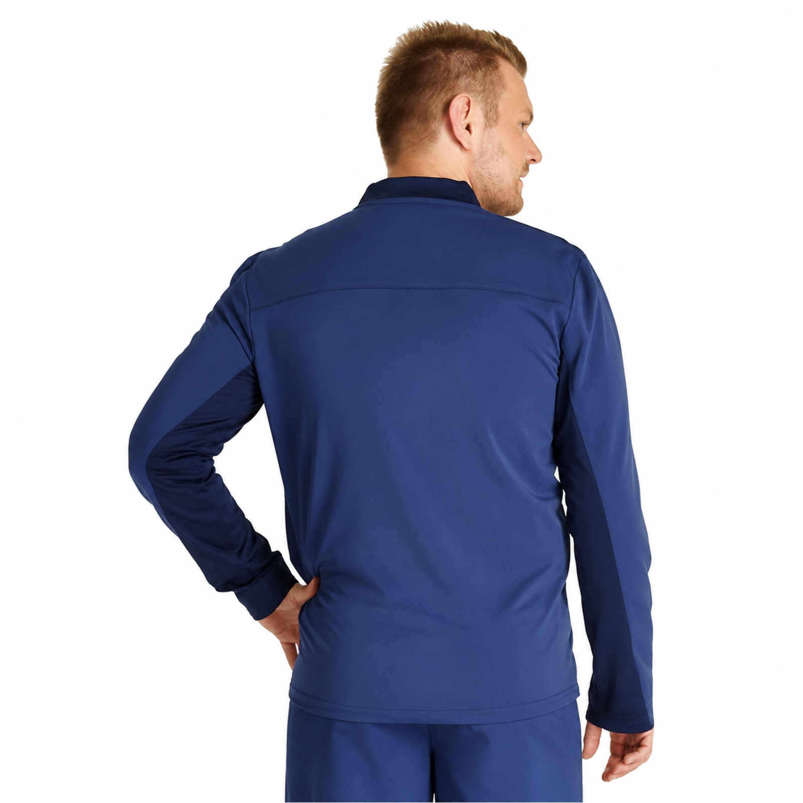 Chamarra médica Cherokee CK329A Workwear Revolution para hombre color Azul Marino, vista posterior | color:azul-marino