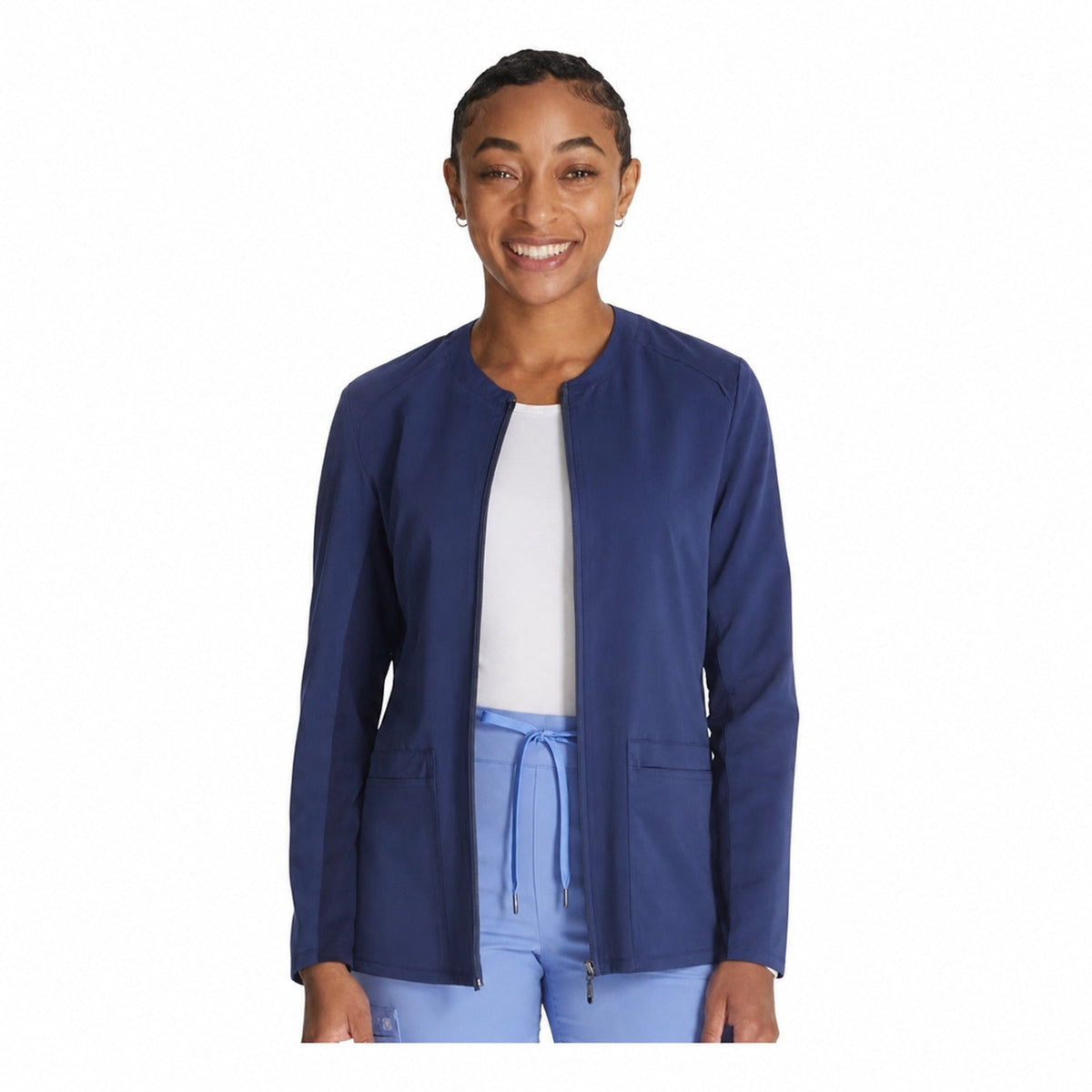Chamarra médica Cherokee CK356A Atmos para mujer azul marino, vista frontal | color:azul-marino