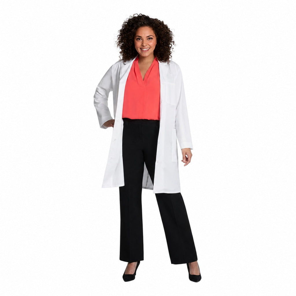 Bata médica Cherokee CK421 para mujer color blanco, vista de cuerpo completo