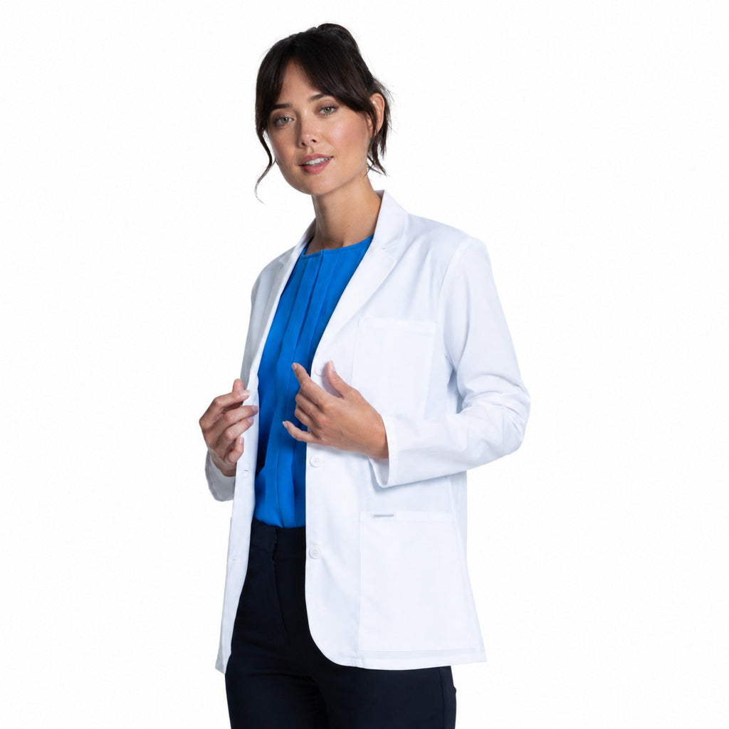 Bata corta médica Cherokee CK451 para mujer color blanco, vista tres cuartos