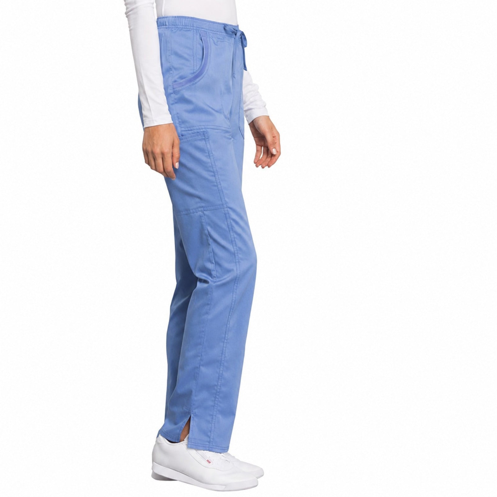 Pantalón médico Cherokee WW235 Revolution Tech azul cielo para mujer, vista 2 de la prenda | color:azul-cielo