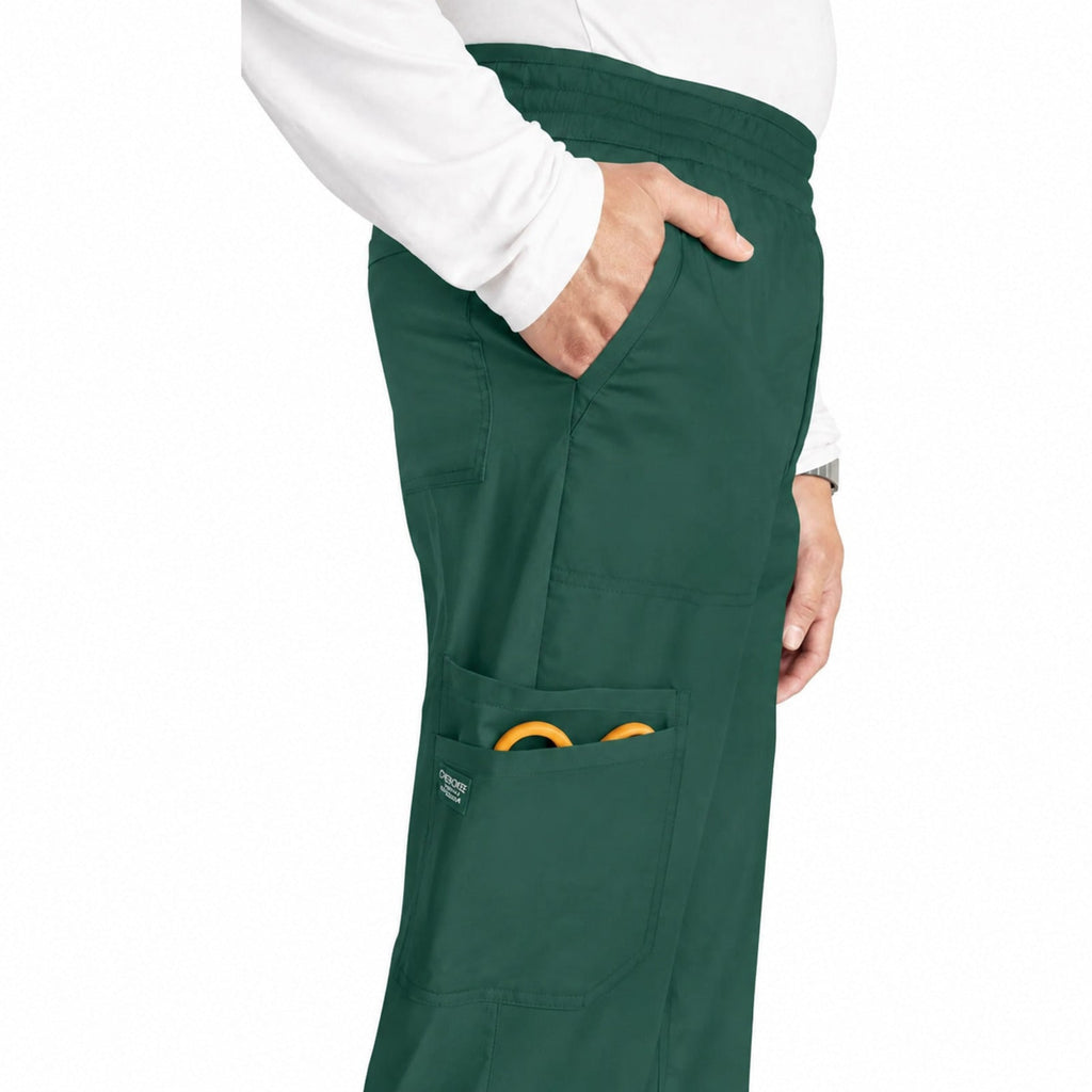 Pantalón quirúrgico jogger Cherokee WW251 Revolution verde Hunter para hombre, vista 4 de la prenda