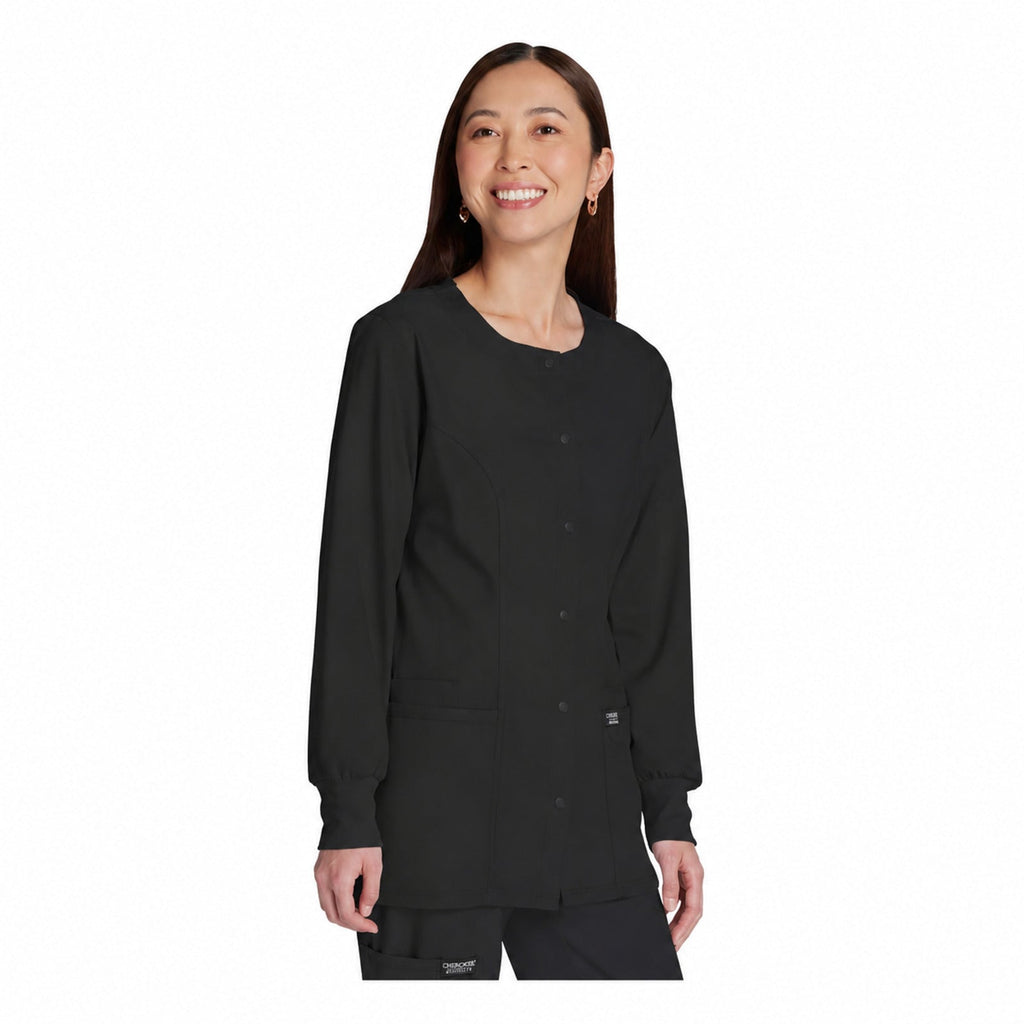 Chamarra médica Cherokee WW310 Revolution Negra para mujer, vista 2 de la prenda