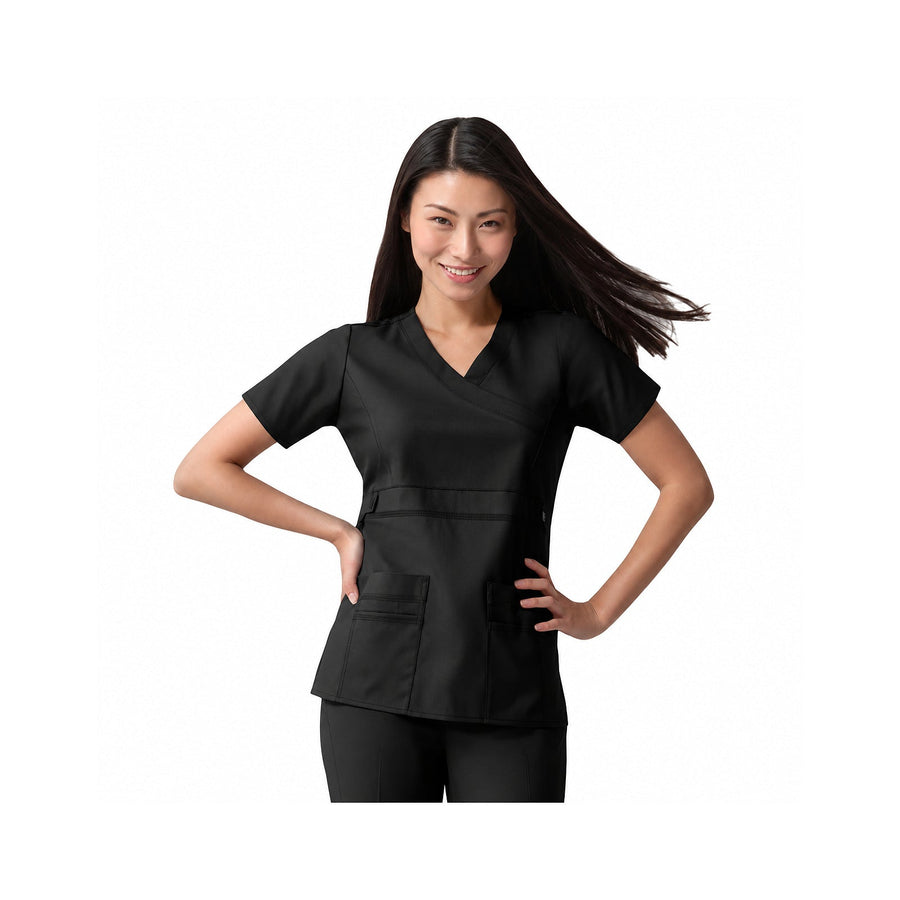 Dickies 817355 filipina quirúrgica Gen Flex para mujer color Negra, vista frontal con modelo | color:negra
