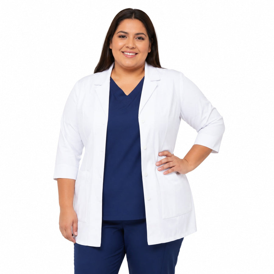 Bata médica Dickies 82402 para mujer talla extra blanca, vista frontal | color:blanca