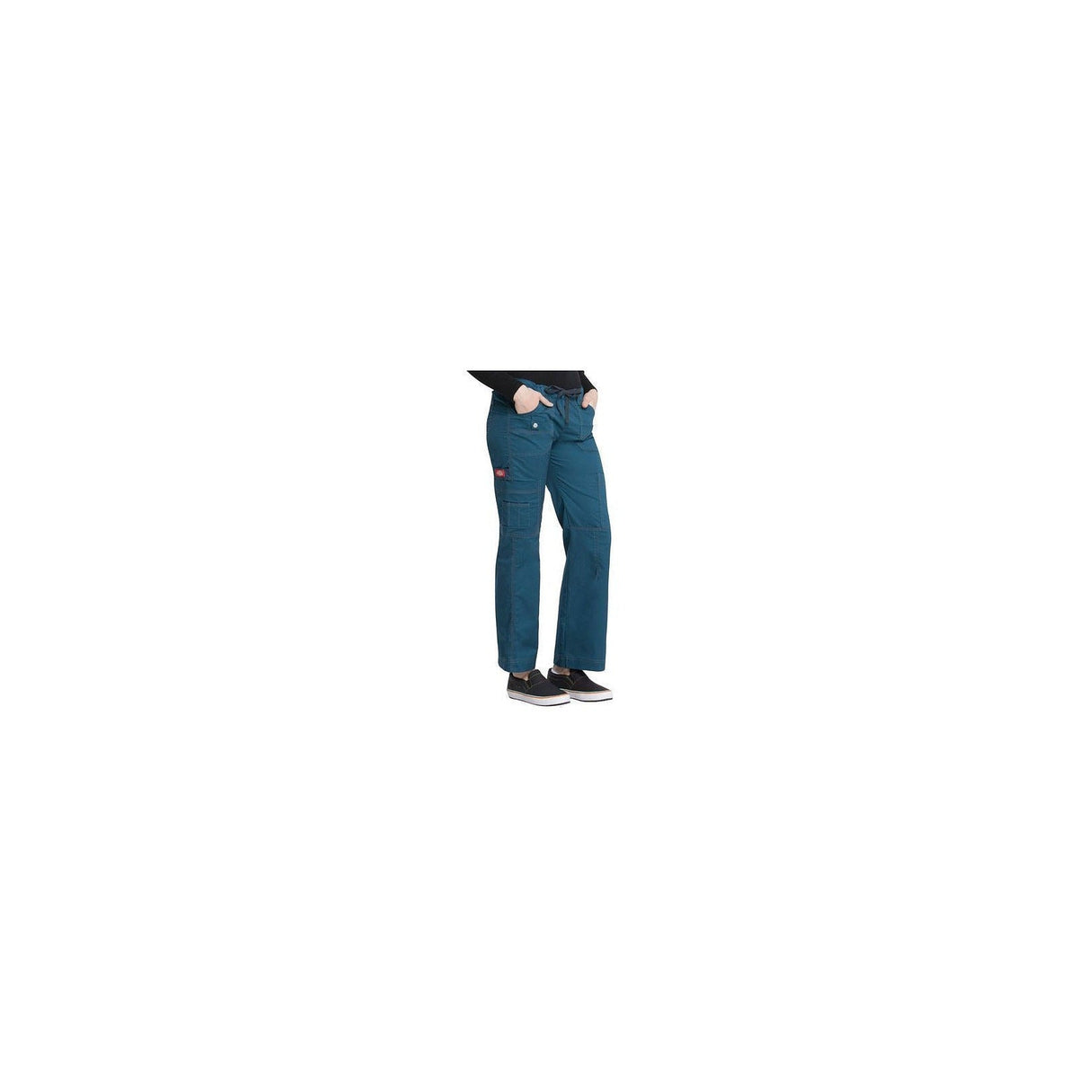 Pantalón quirúrgico Dickies 857455 Gen Flex para mujer en Azul Caribe, tres cuartos | color:azul-caribe