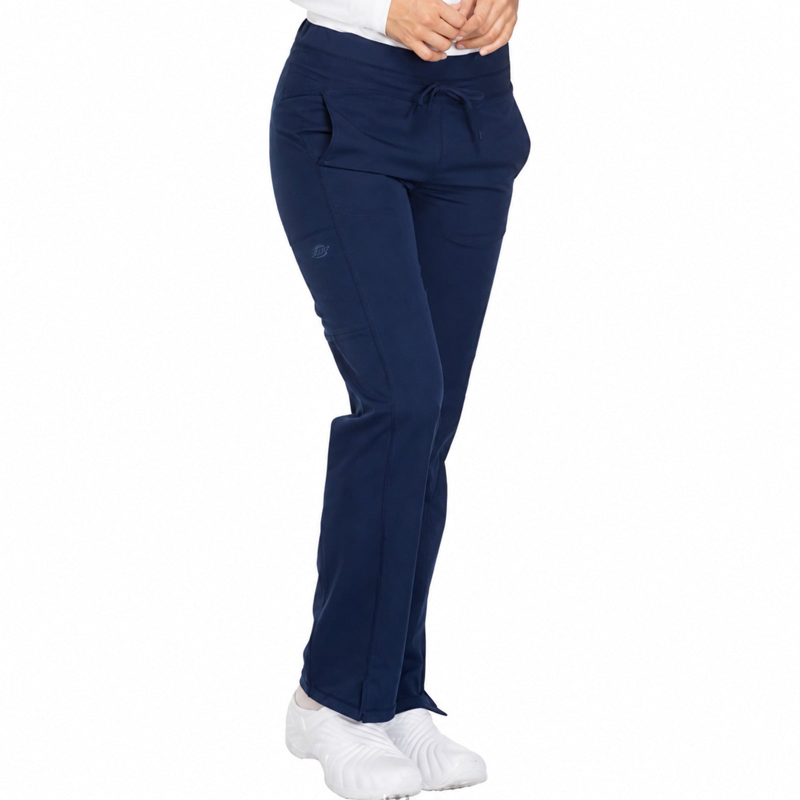 Pantalón quirúrgico Dickies DK130 Dynamix para mujer Azul marino, frente | color:azul-marino