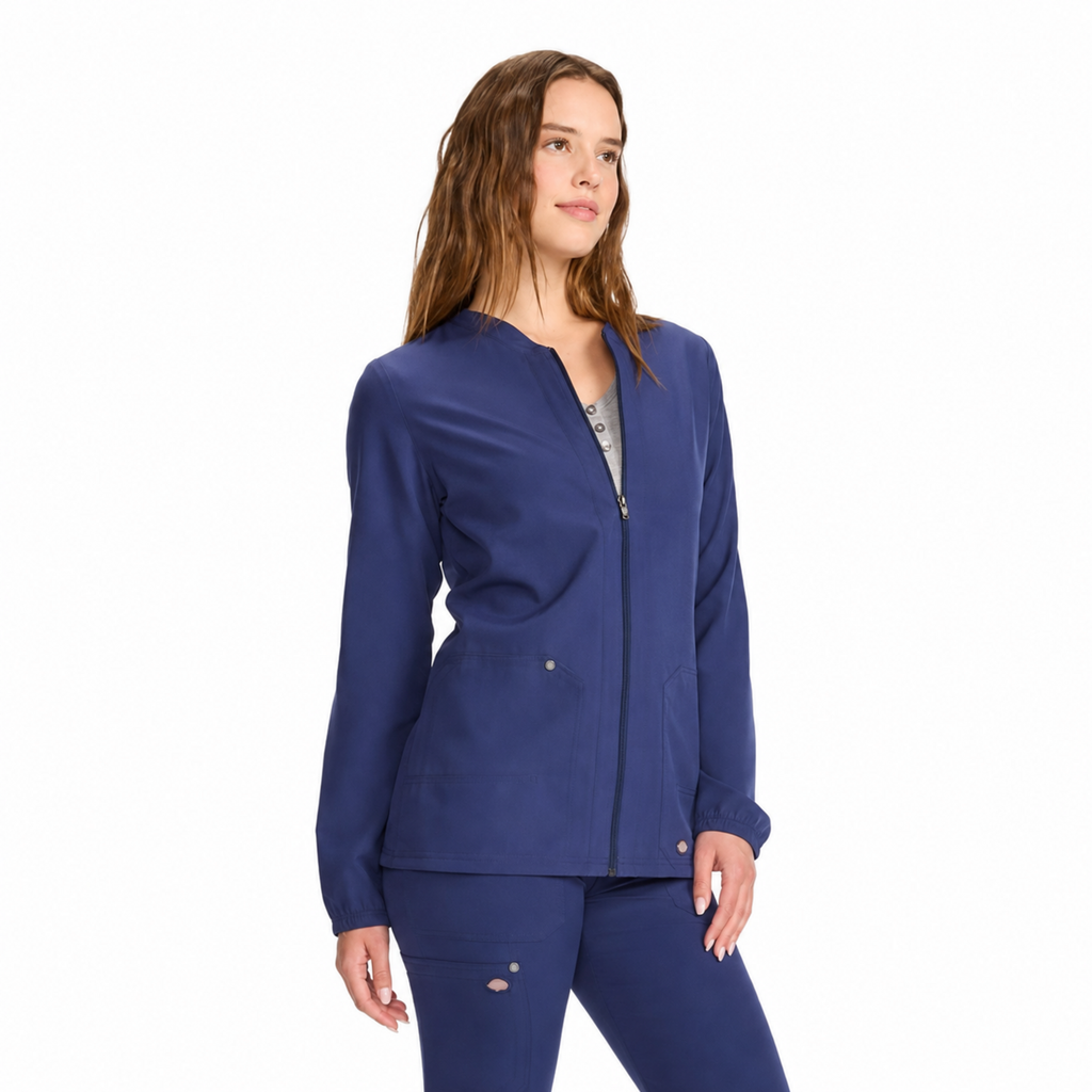 Dickies DK322 chamarra médica para mujer, vista tres cuartos, color Azul Marino