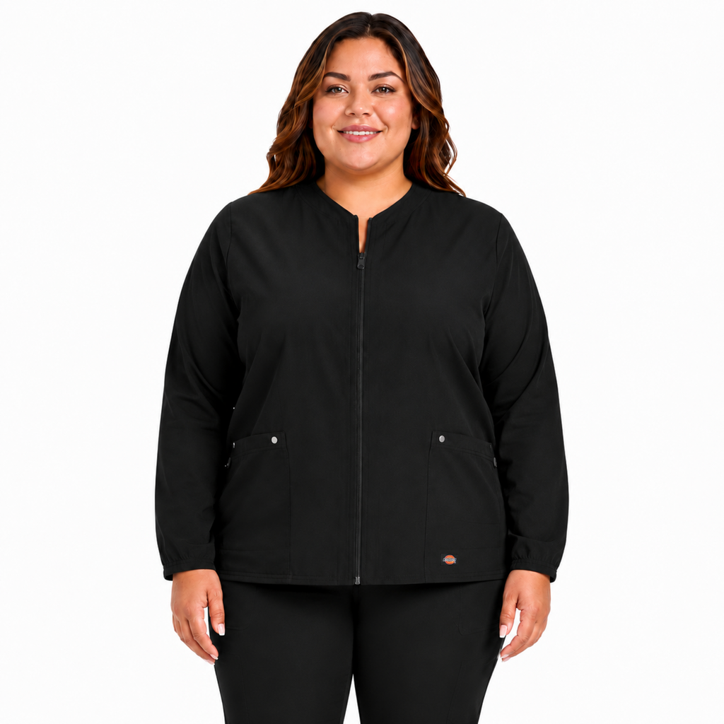 Dickies DK322 chamarra médica para mujer talla extra, vista frontal, color Negra