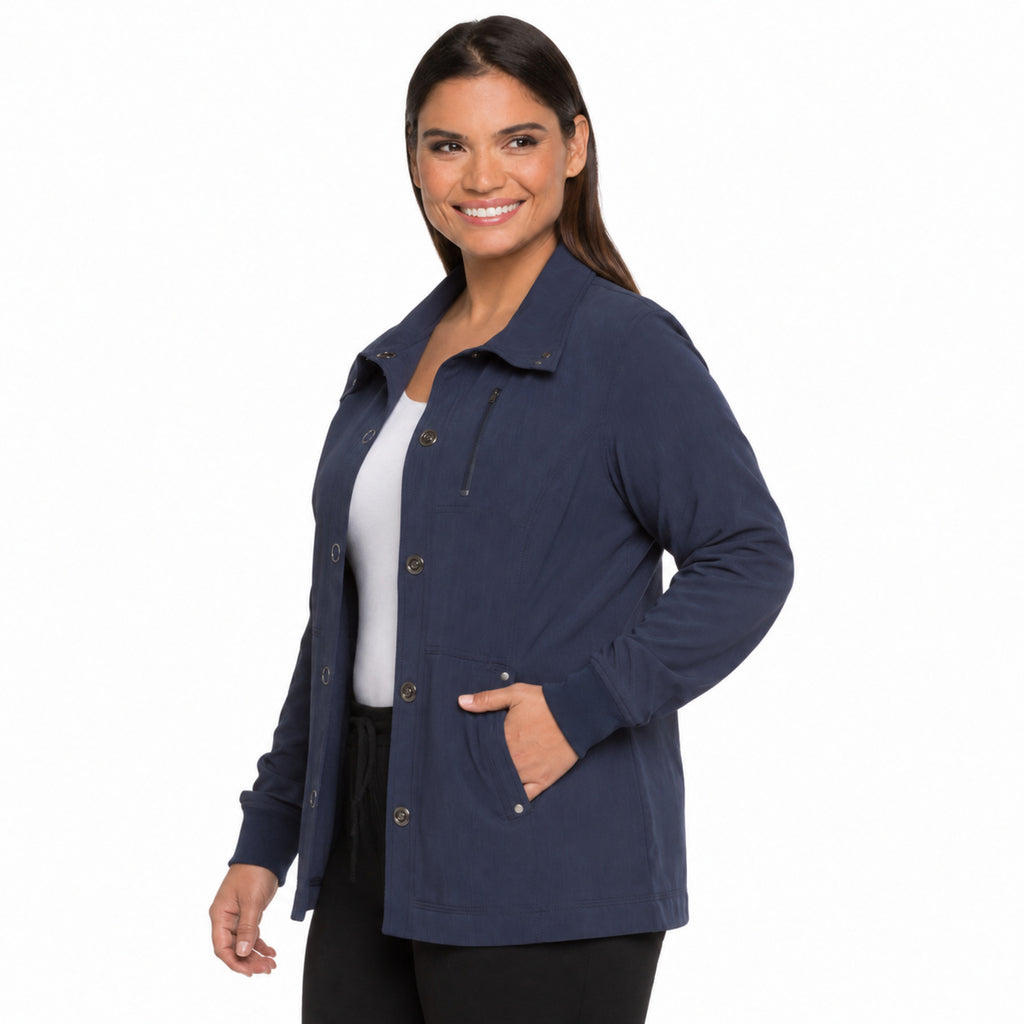Dickies DK345 chamarra médica para mujer talla extra en Azul Marino, vista de perfil