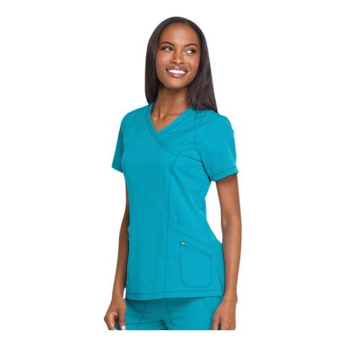 Dickies Dk660 Filipina Dynamix Mujer Quirúrgica Clínica #mlpos_28 | Color: TLB - Jade #color_tlb_-_jade #sku_dk660tlbl #sku_dk660tlbm #sku_dk660tlbs #sku_dk660tlbxl #sku_dk660tlbxs