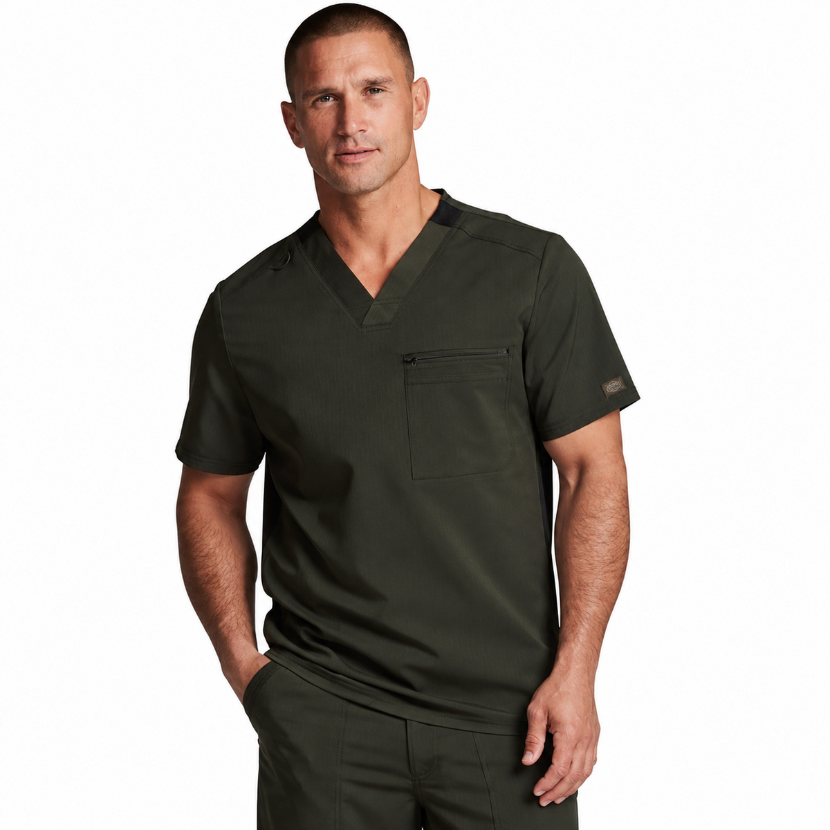 Filipina quirúrgica Dickies DK865 para hombre color Deep Forest, vista frontal | color:deep-forest