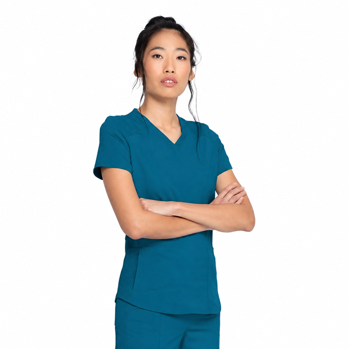 Filipina médica Dickies DK875 Balance para mujer, color Azul Caribe, vista frontal | color:azul-caribe