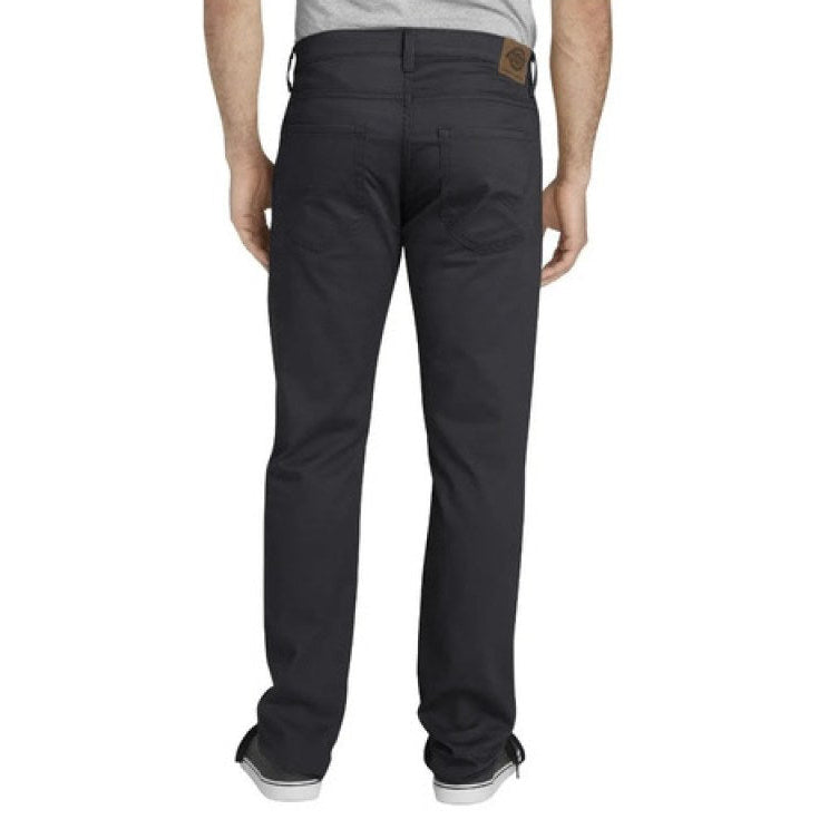 Dickies Xd824 Pantalón Gabardina Flex Corte Slim #mlpos_1 | Color: Negro #color_negro #sku_xd824rbk3032 #sku_xd824rbk3232 #sku_xd824rbk3832
