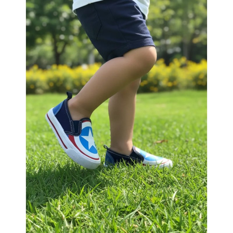 Tenis Capitan America Sin Agujetas Sueco Cerrado Blur #mlpos_2 | Color: Azul marino #color_azul_marino #sku_blur13 #sku_blur15