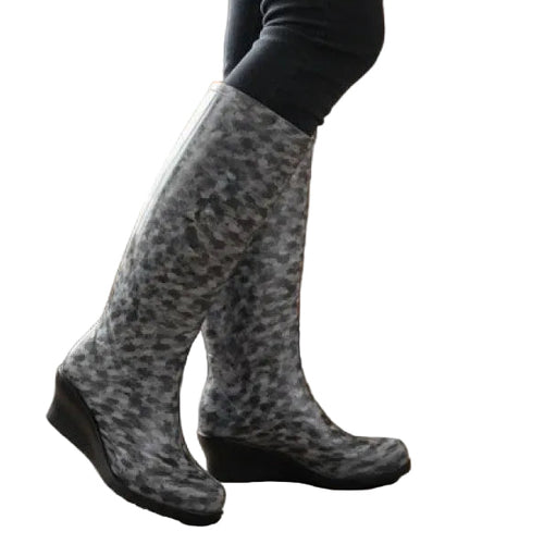 Bota Moda Sandak Mujer Lluvia Impermeable Con Tacon Lulu #mlpos_14 | Color: Gris #color_gris #sku_bsllgr22