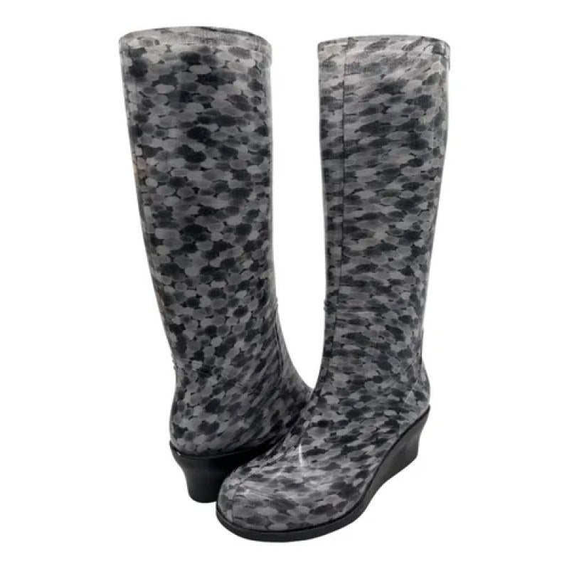 Bota Moda Sandak Mujer Lluvia Impermeable Con Tacon Lulu #mlpos_19 | Color: Gris #color_gris #sku_bsllgr22