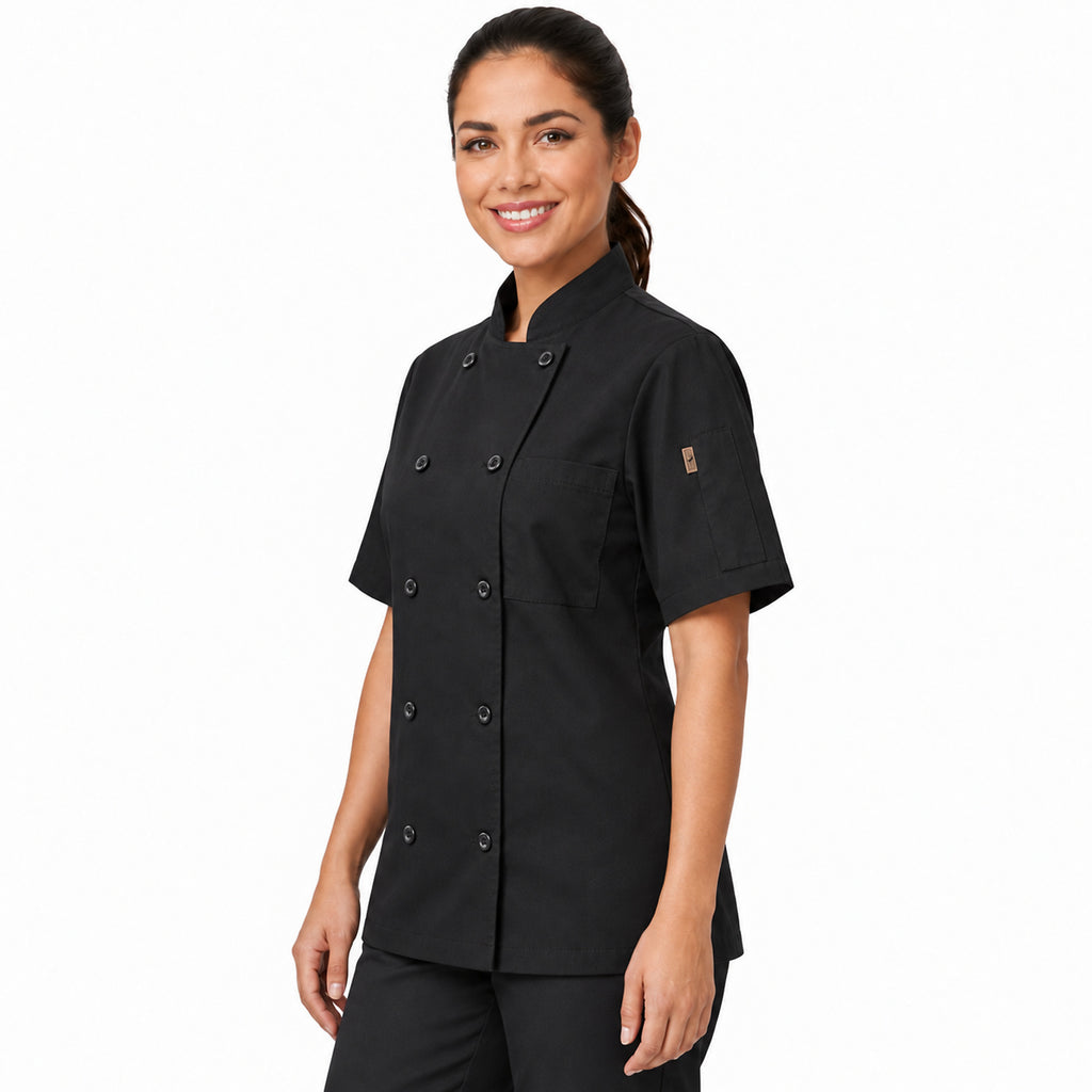 Filipina de chef Red Kap 045 para mujer Negra, perfil izquierdo con modelo