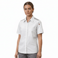 Blusa de cocina Red Kap 501W para mujer blanca, vista frontal en modelo | color:blanca