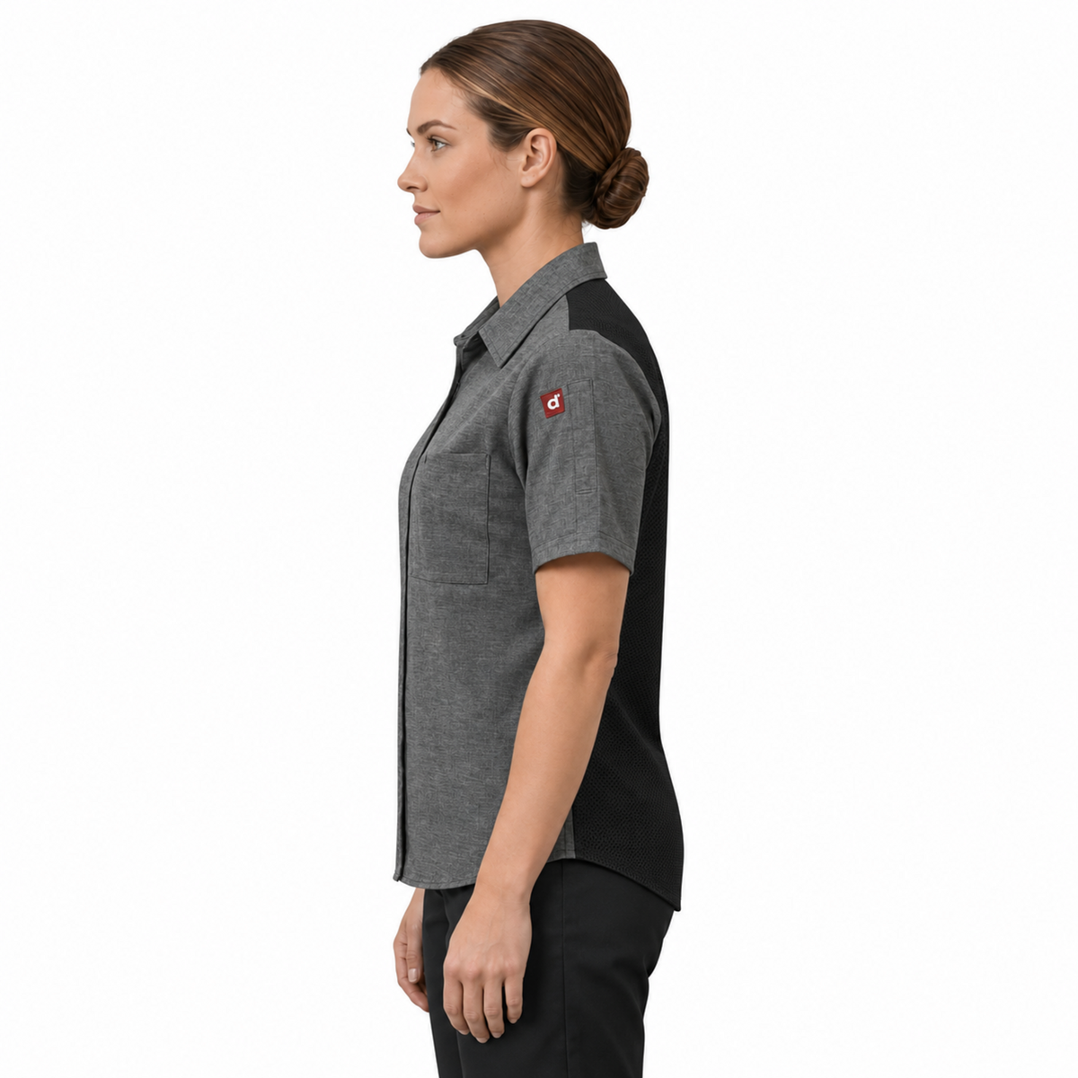 Blusa de cocina Red Kap 501W para mujer gris oxford, perfil izquierdo en modelo | color:gris-oxford