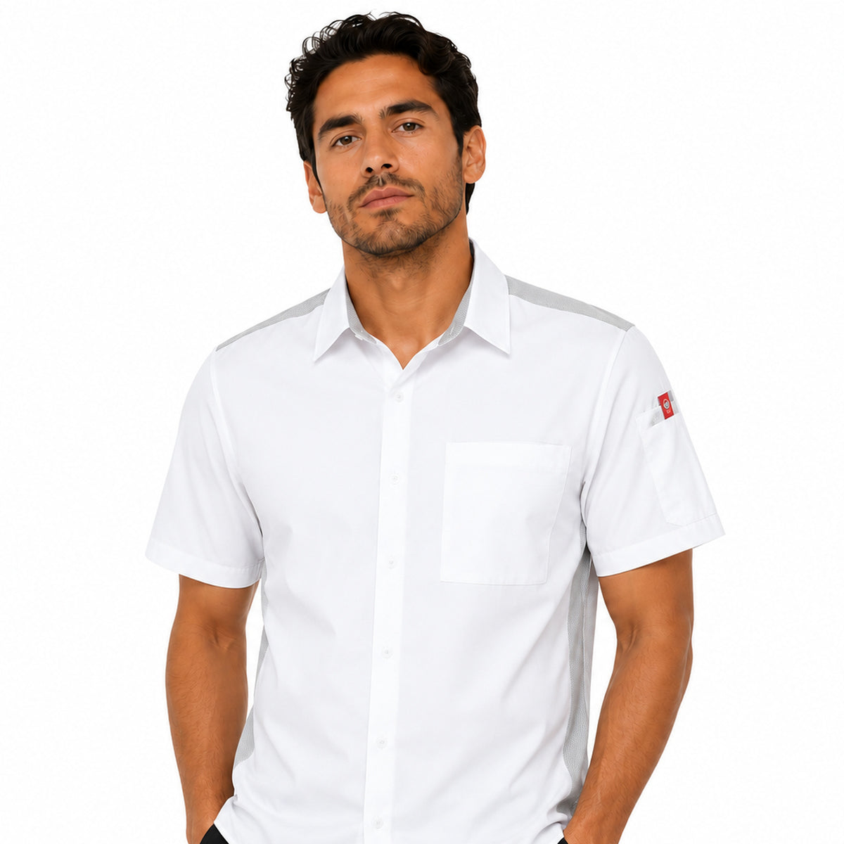 Camisa de cocina Red Kap 502M para hombre blanca, vista frontal en modelo | color:blanca