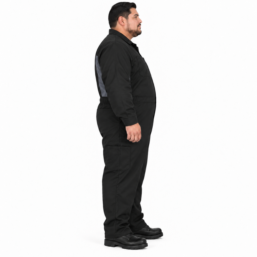 Overol Red Kap CY34 OilBlok para hombre talla 3XL negro con gris Oxford, perfil derecho con modelo