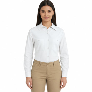 Blusa de trabajo Red Kap SP13 para mujer Blanca, vista frontal fajada | color:blanca