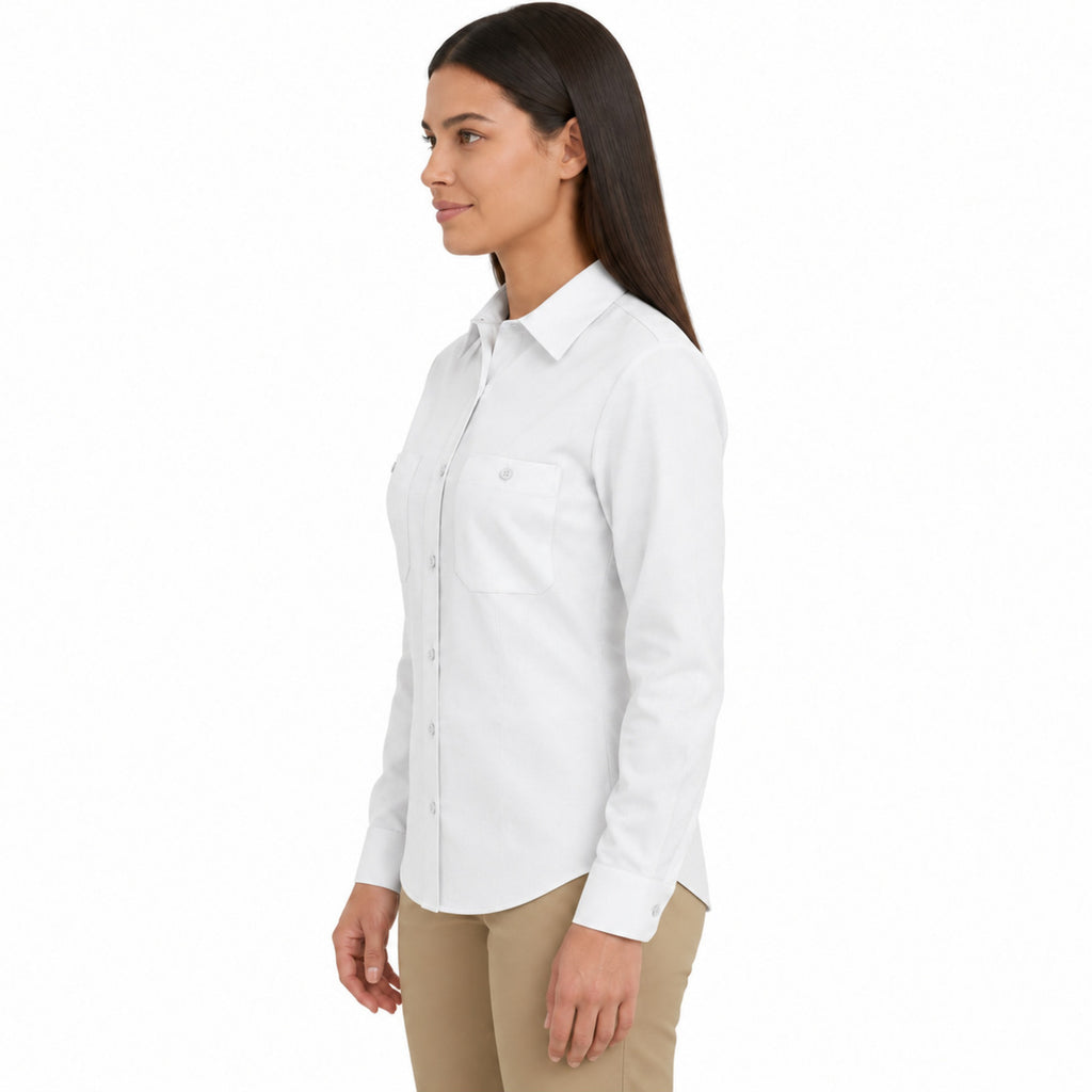 Blusa de trabajo Red Kap SP13 para mujer Blanca, perfil izquierdo desfajada