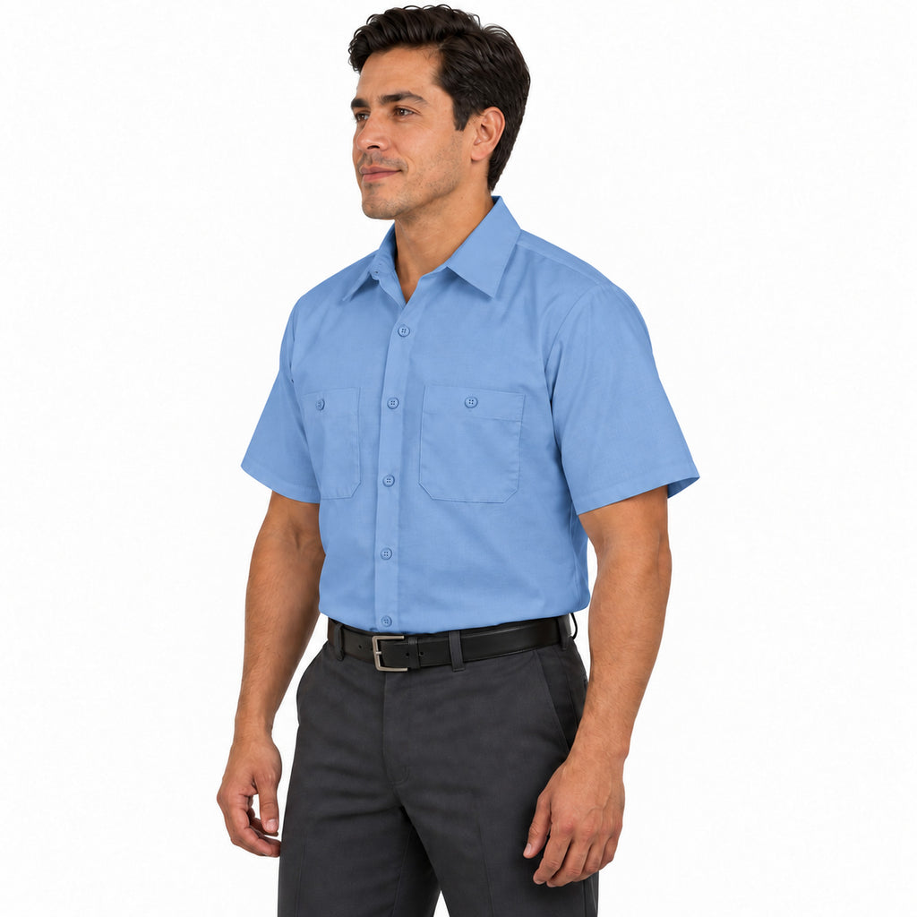 Camisa de trabajo Red Kap SP24 para hombre azul claro, perfil izquierdo fajada