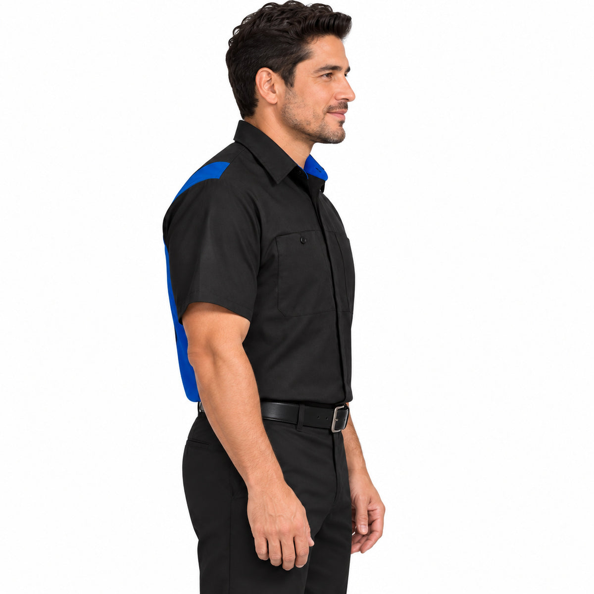 Camisa Red Kap SY42 para hombre Negra con Azul Rey, perfil derecho fajada | color:negra-con-azul-rey