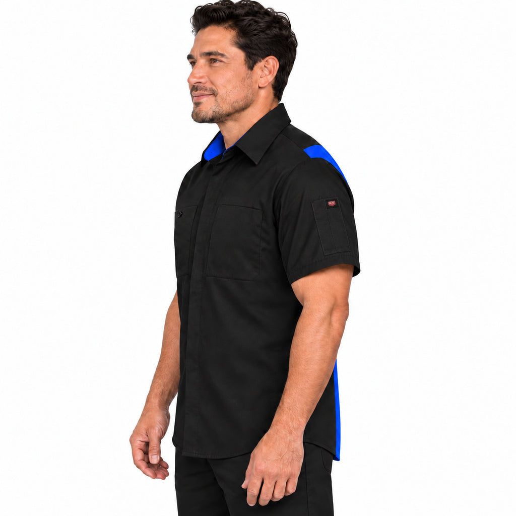 Camisa Red Kap SY42 para hombre Negra con Azul Rey, perfil izquierdo desfajada