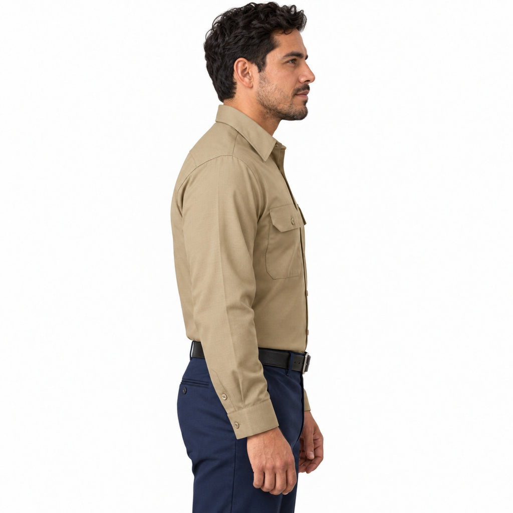Camisa de trabajo Red Kap SY50 para hombre khaki, perfil derecho fajada