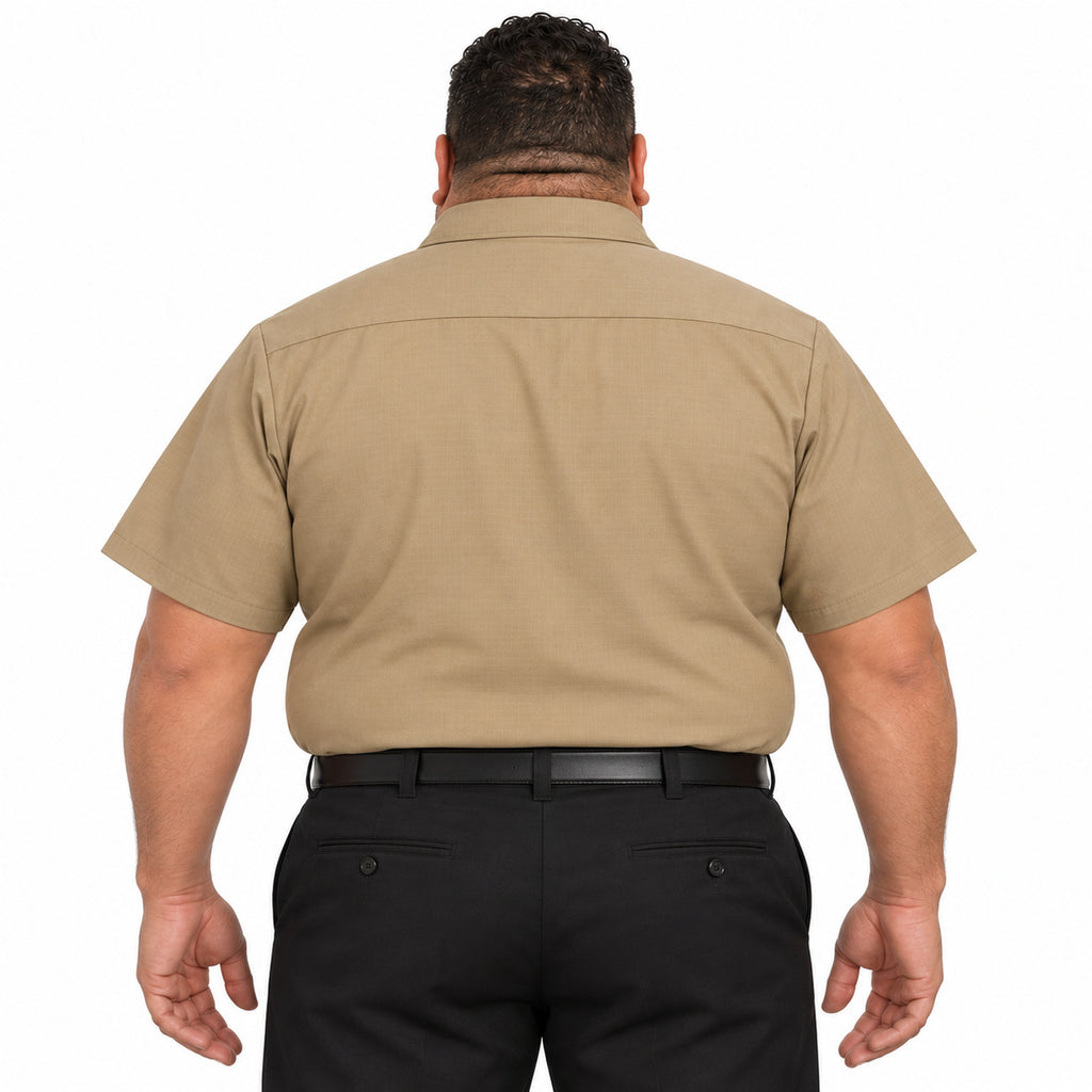 Camisa de trabajo Red Kap SY60 para hombre talla extra color Khaki, vista posterior fajada