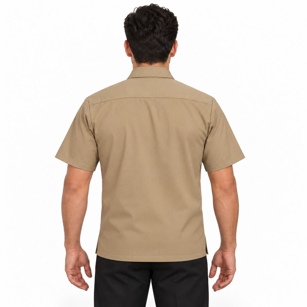 Camisa de trabajo Red Kap SY60 para hombre color Khaki, vista posterior desfajada