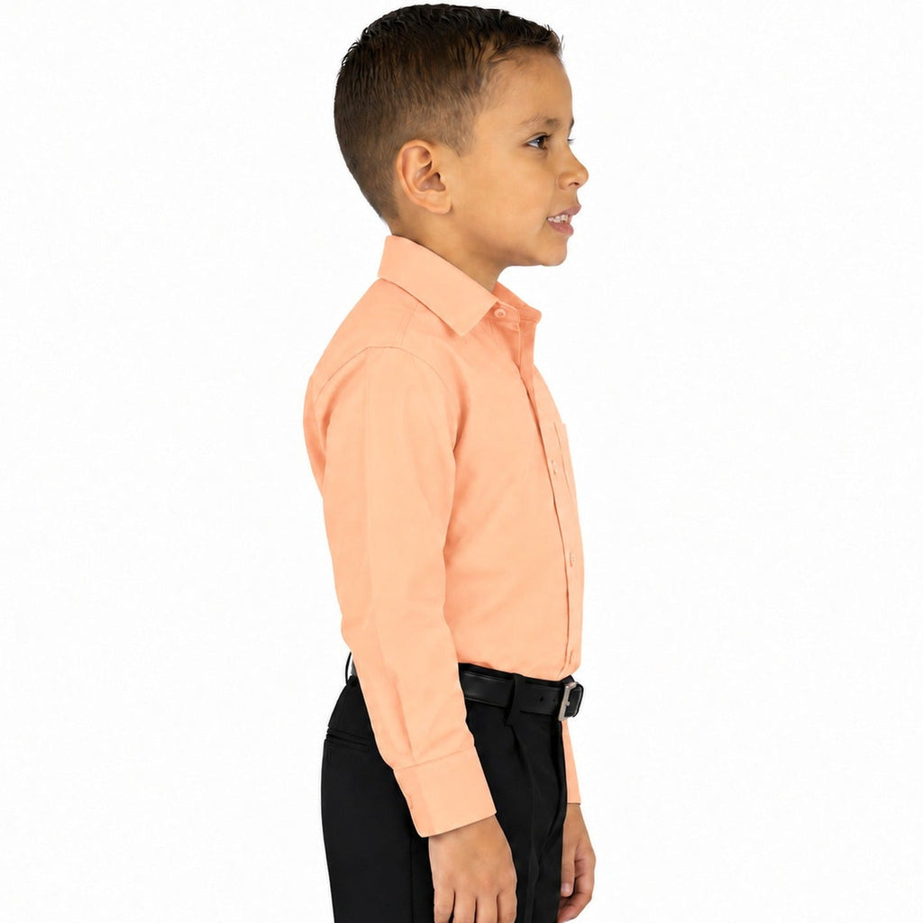 Camisa de vestir infantil melón Rodolfo Valentini, niño modelo, perfil derecho fajada